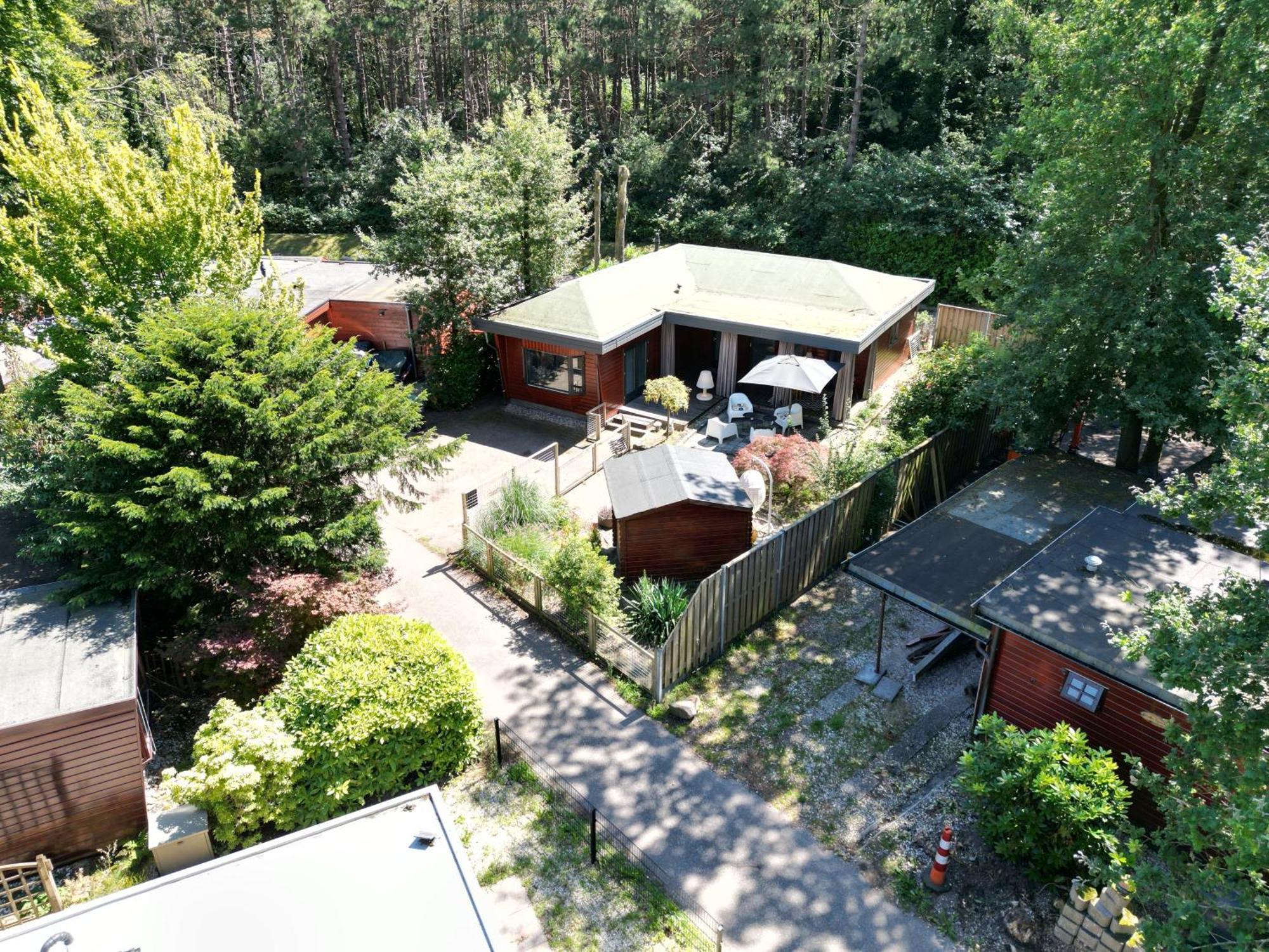 Gezellig Chalet Met 2 Slaapkamers Aan Bosrand Erm Экстерьер фото